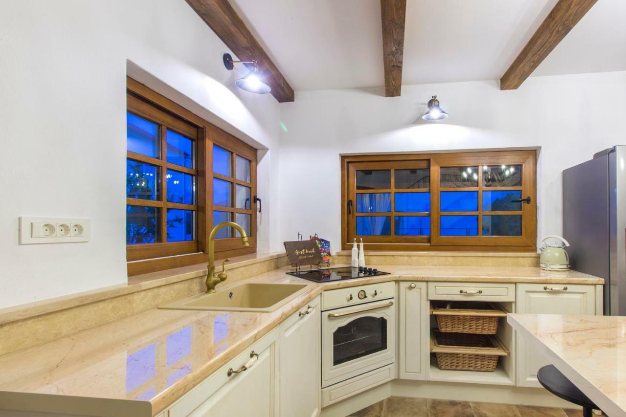 希贝尼克House For Rent Leila别墅 外观 照片
