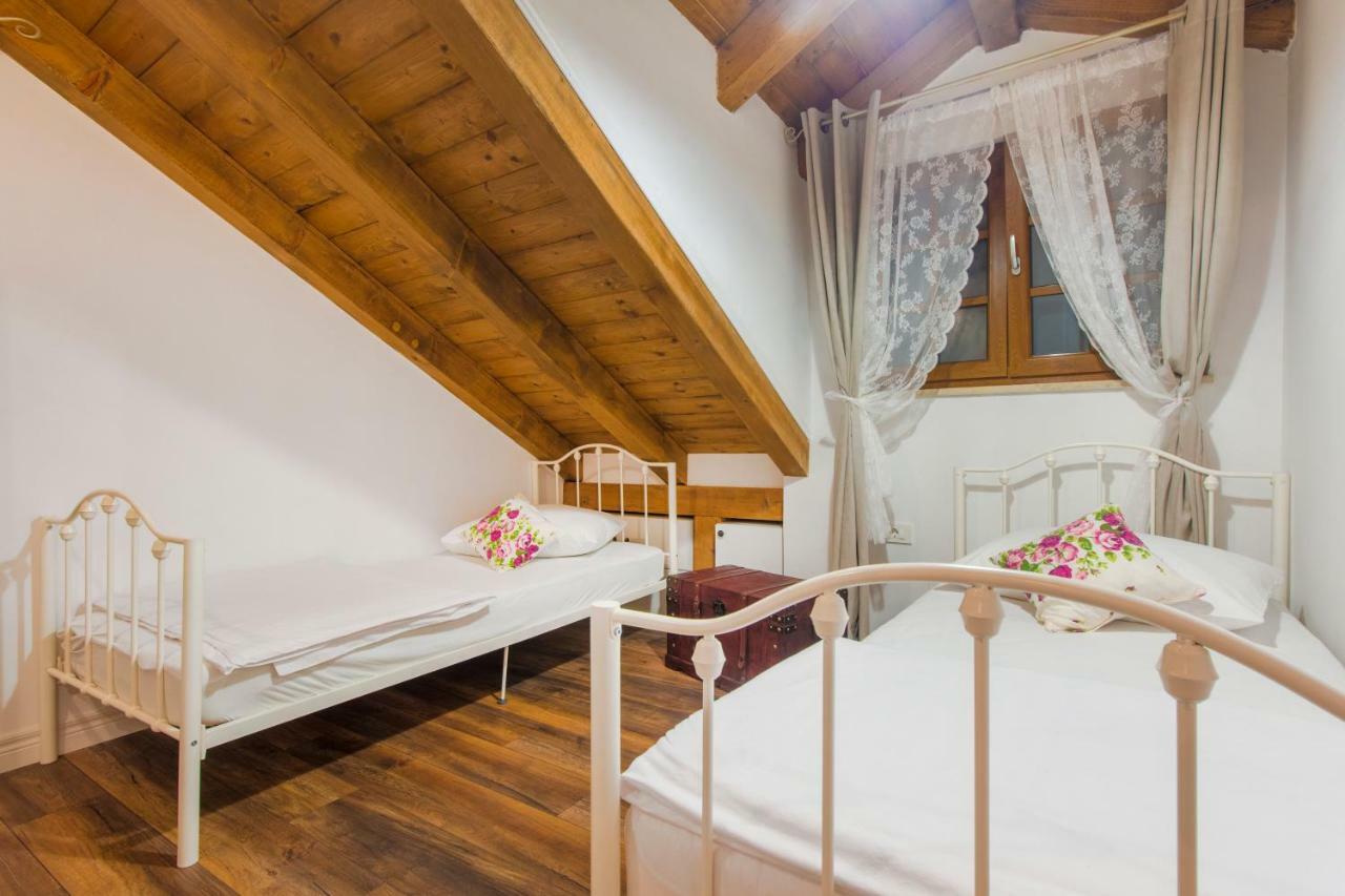 希贝尼克House For Rent Leila别墅 外观 照片